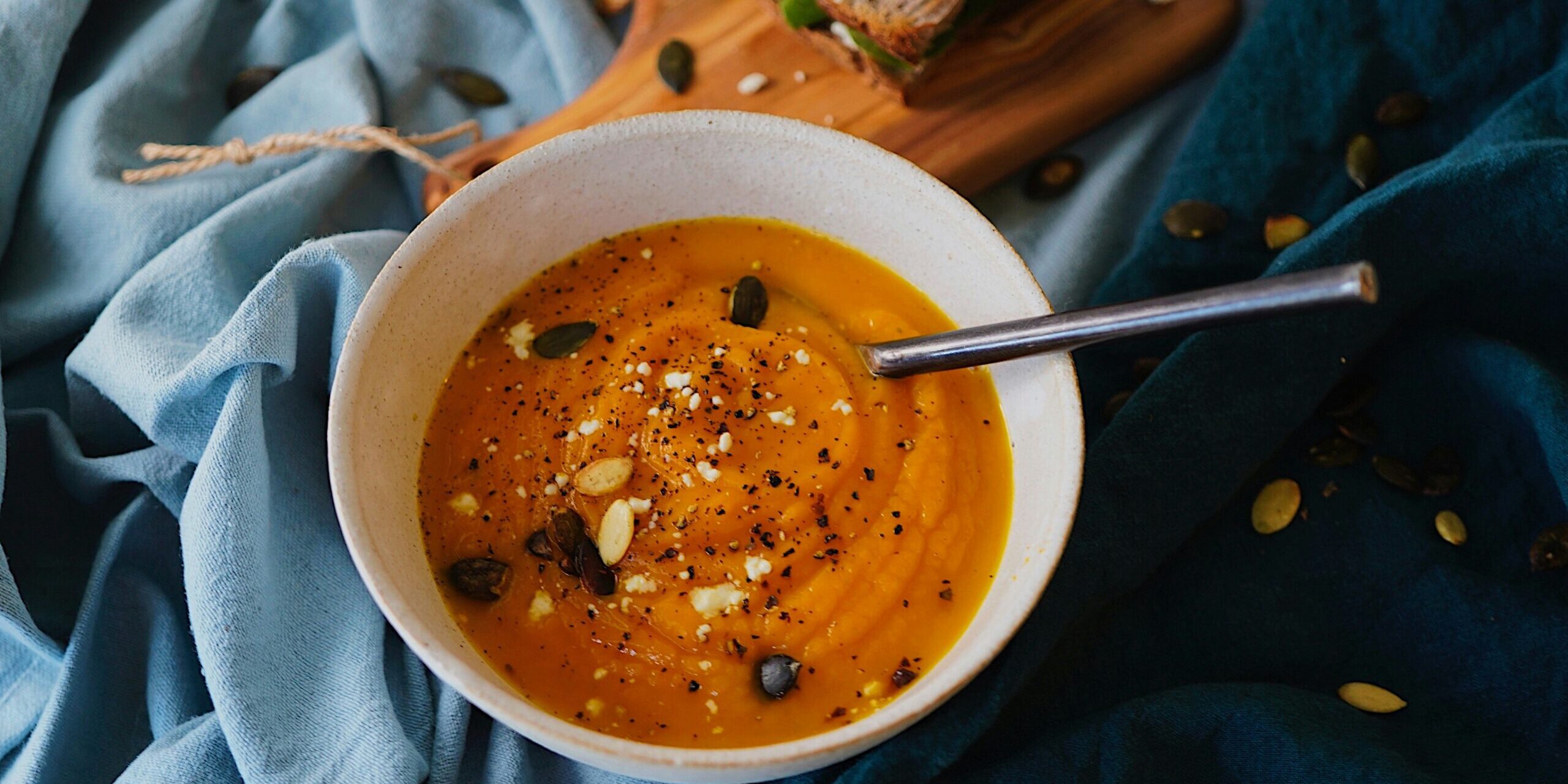 Pumpkin and chickpeas soup